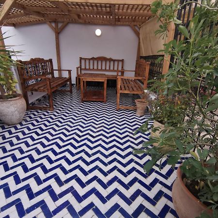 Dar Ben Daoud Avec Piscine Et Terrasse Privee Leilighet Fès Eksteriør bilde